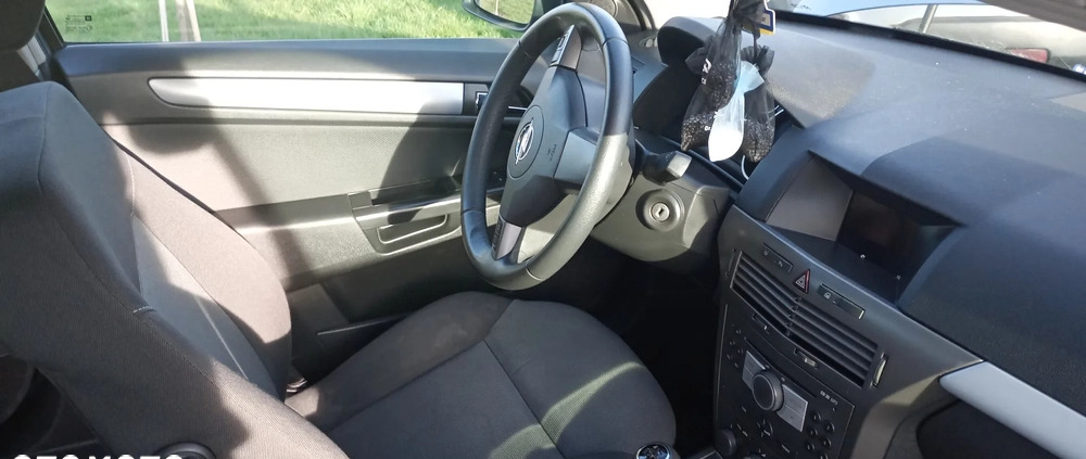 Opel Astra cena 11900 przebieg: 250000, rok produkcji 2005 z Szklarska Poręba małe 79